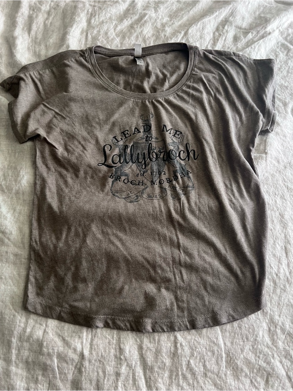 Outlander Lallybroch Graphic Scoop Neck Women's Top - Taupe